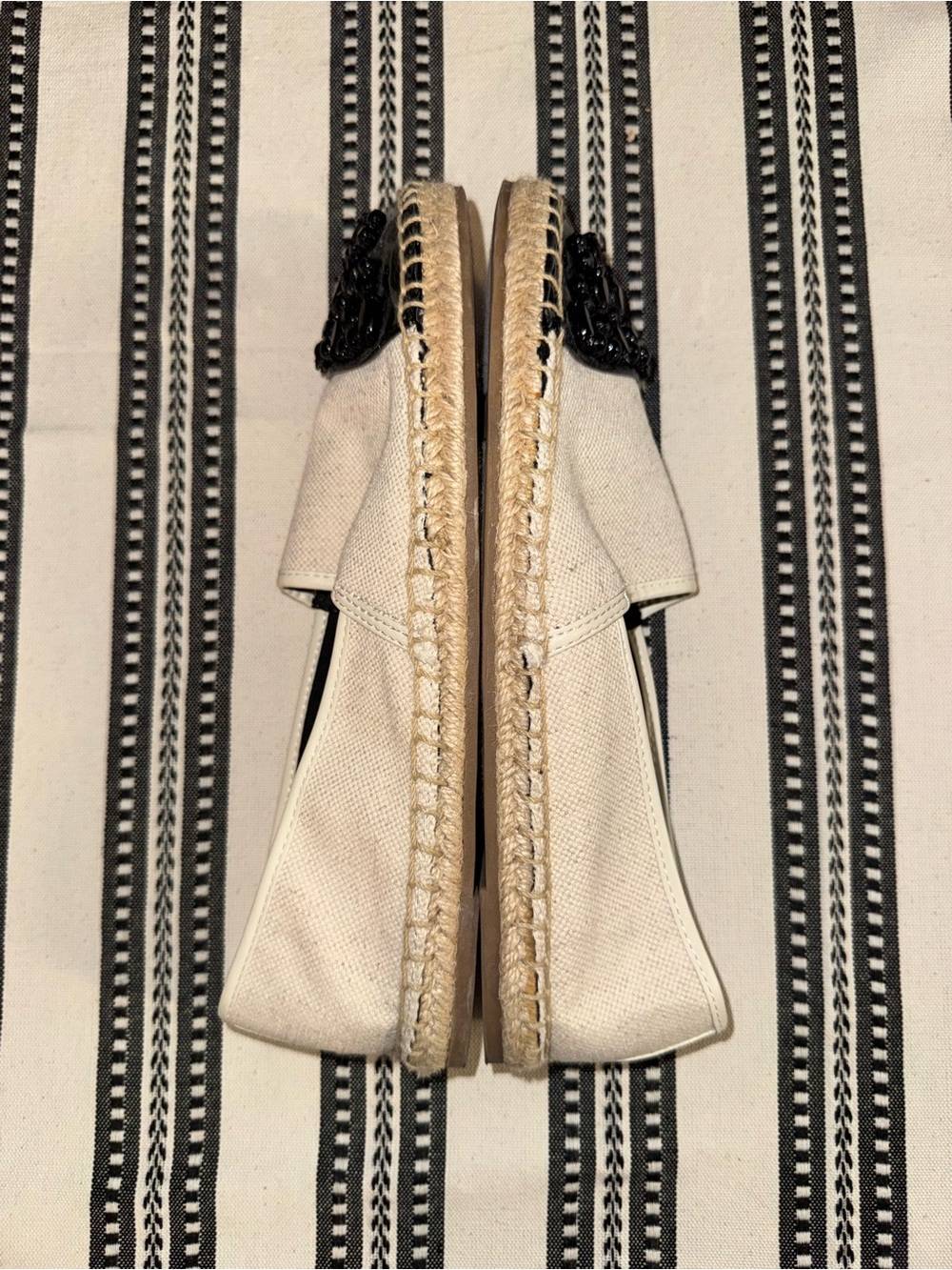 Circus by Sam Edelman Cream Canvas Espadrilles w/ Black Sequin Cap Toe, Size 7.5 - Picture 6 of 10